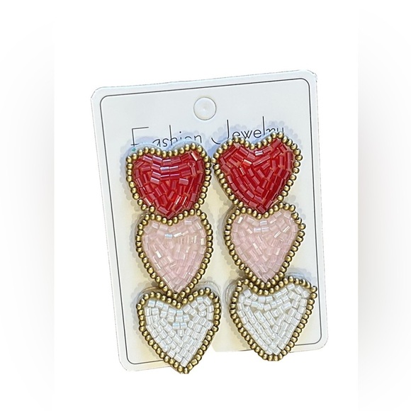 None Jewelry - 3 Heart dangle earrings New
♥️ red pink white gold Valentine’s Day